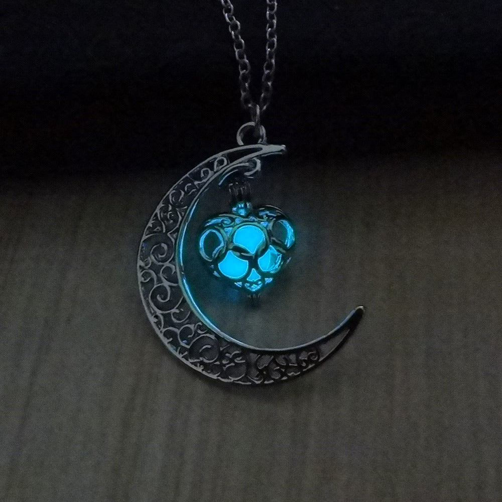 Luminous Pendant Necklace – Silver-Plated Glow-in-the-Dark Jewelry