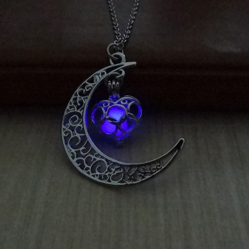 Luminous Pendant Necklace – Silver-Plated Glow-in-the-Dark Jewelry