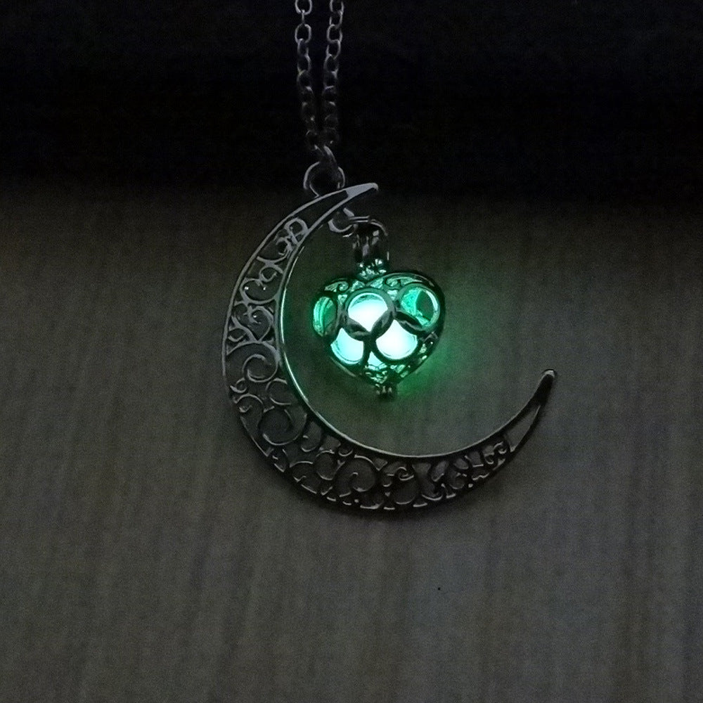 Luminous Pendant Necklace – Silver-Plated Glow-in-the-Dark Jewelry